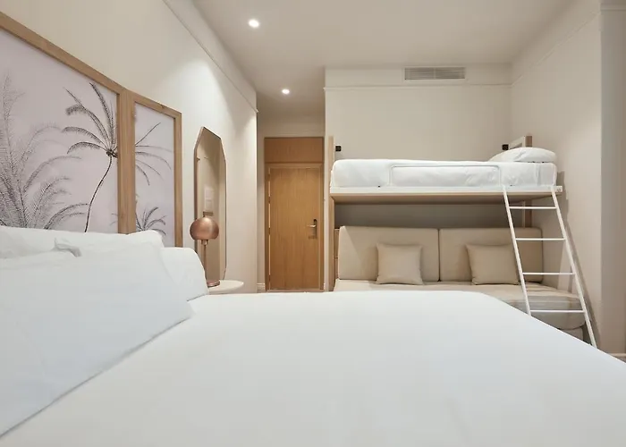 Icon Malabar מאלגה