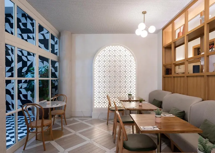 Icon Malabar 호텔 4*