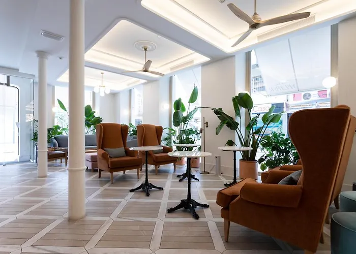 Icon Malabar מלון